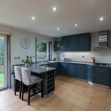 Flh Restelo Duplex With Garden & Parking Prázdninový dům Lisboa